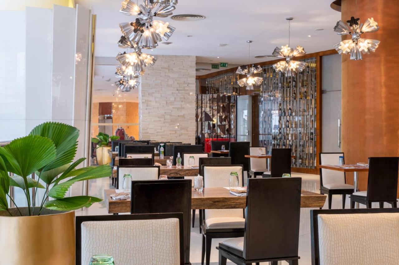 Lagos Continental Hotel Zewnętrze zdjęcie The restaurant