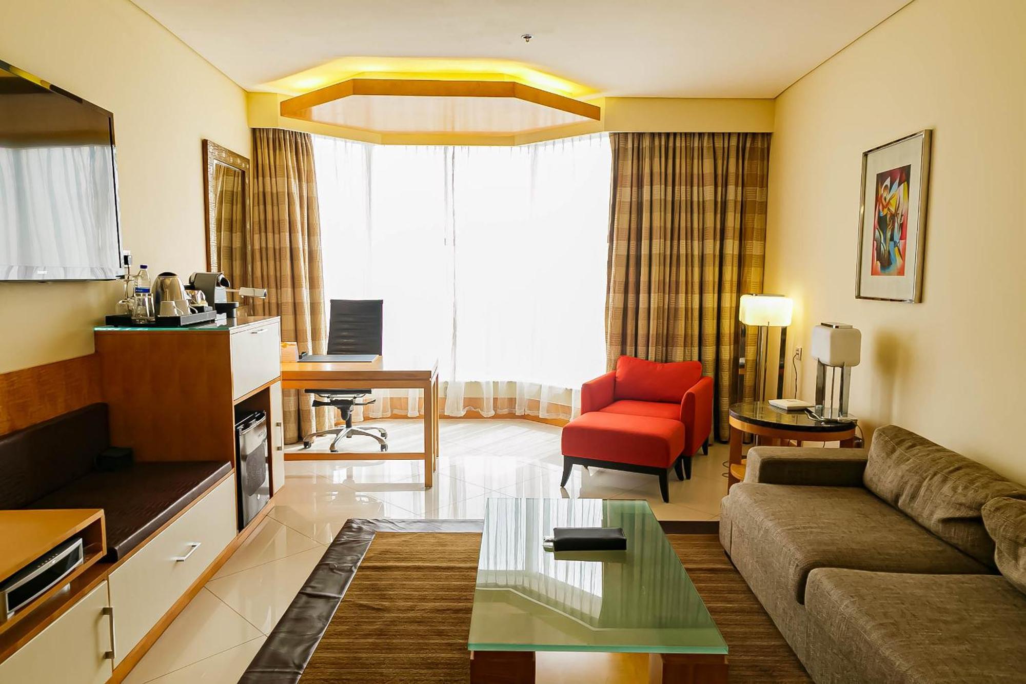 Lagos Continental Hotel Zewnętrze zdjęcie A typical studio apartment